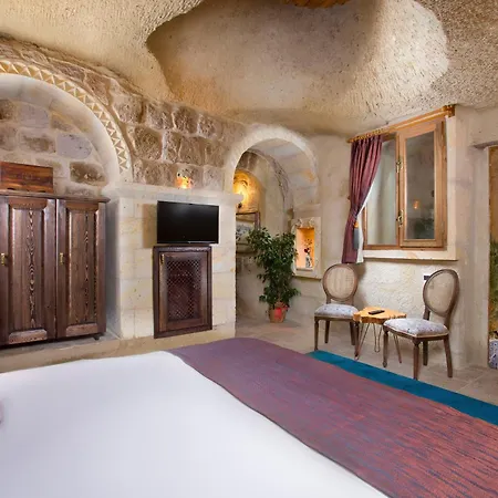 Ortahisar Castle View Cave House * 于尔居普