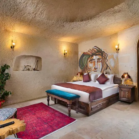 Ortahisar Castle View Cave House Holiday home *