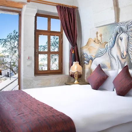 Ortahisar Castle View Cave House Urgup